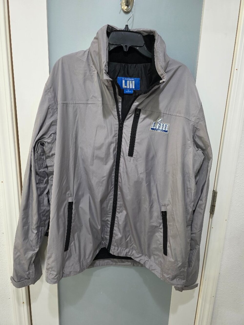 Super Bowl LIII Official Guest Services Jacket Men’s‎ Large Gray Zip Up